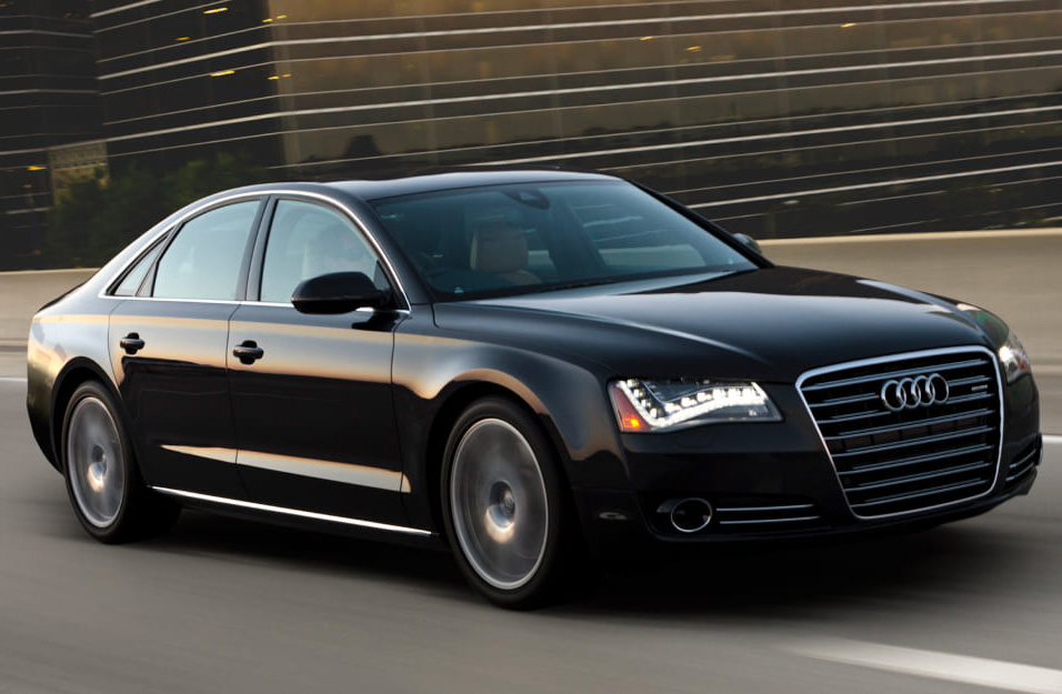 Замена аккумулятора Audi A8