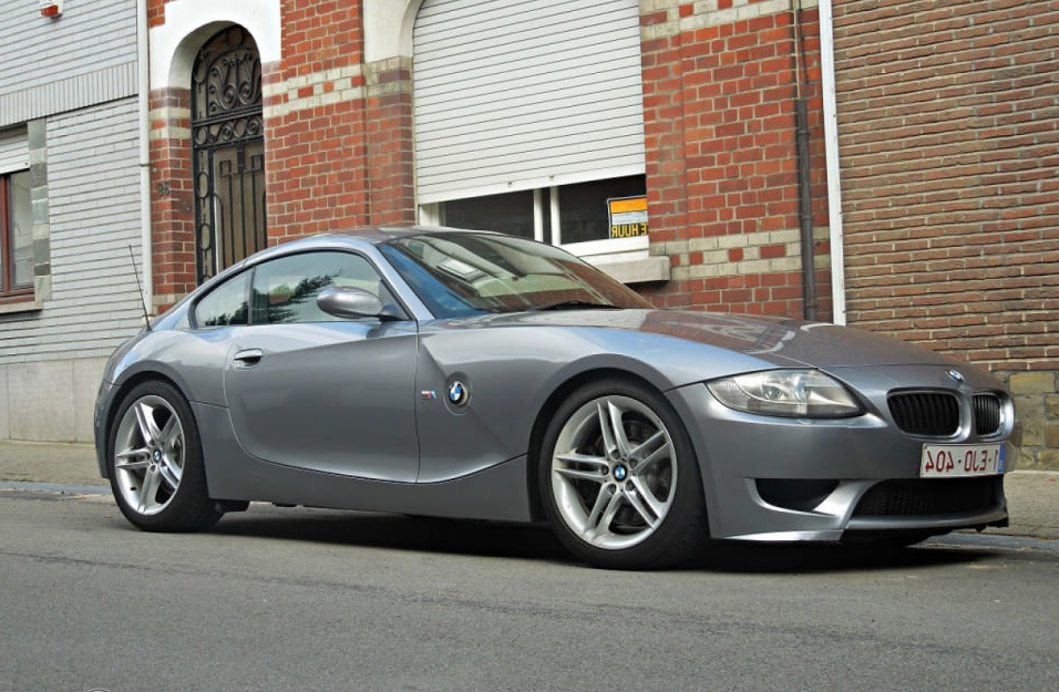 Замена аккумулятора BMW Z4M
