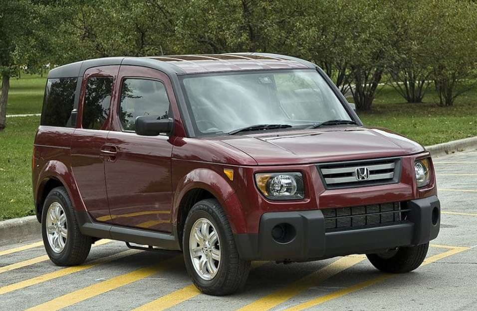 Замена аккумулятора Honda Element