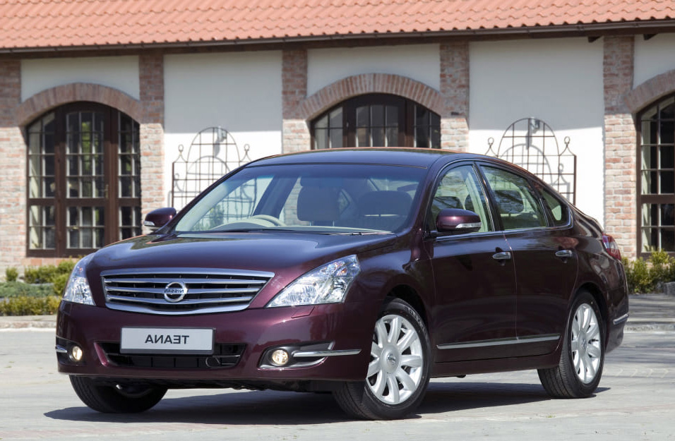 Замена аккумулятора Nissan Teana