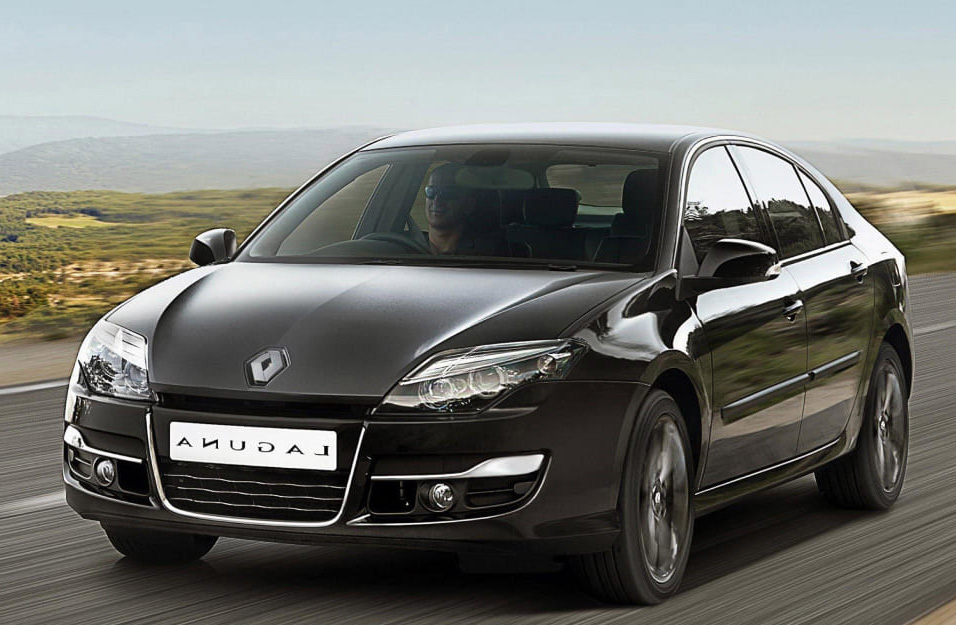 Замена аккумулятора Renault Laguna
